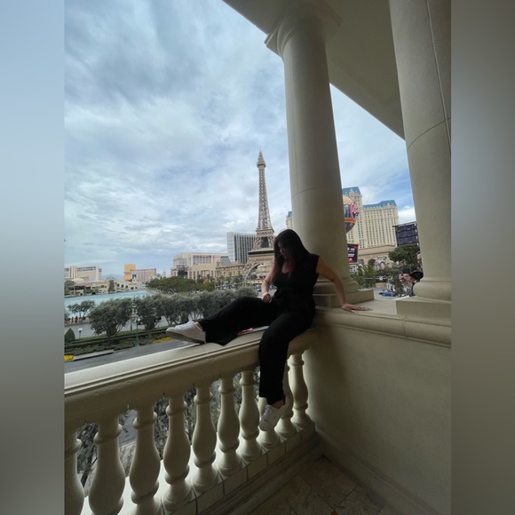 Meet your Posher, Isabel - Picture 1 of 1